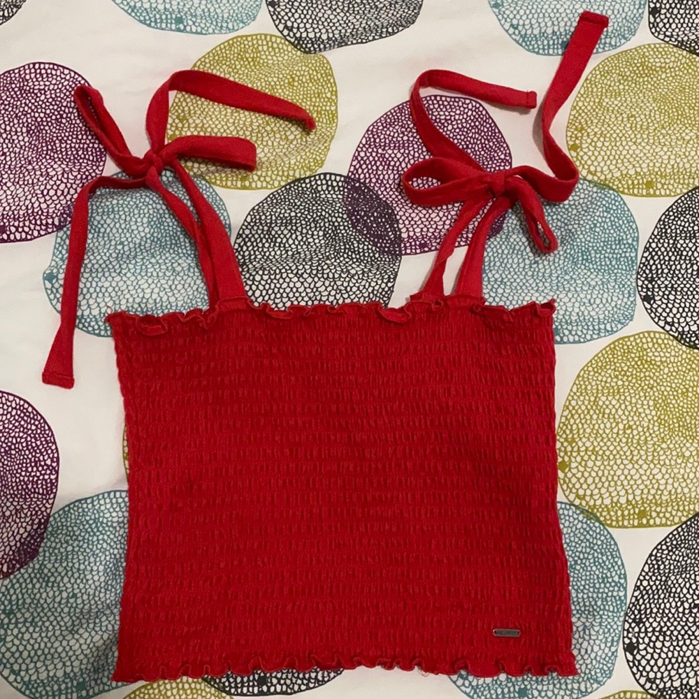 Hollister crop top *NWOT*